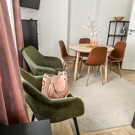 E 200m Do Plazy Appartement